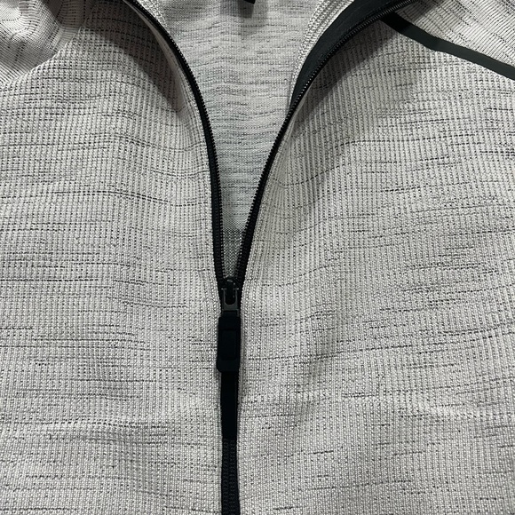 COPY - Adidas Z.N.E prime-knit hoodie - Picture 6 of 9